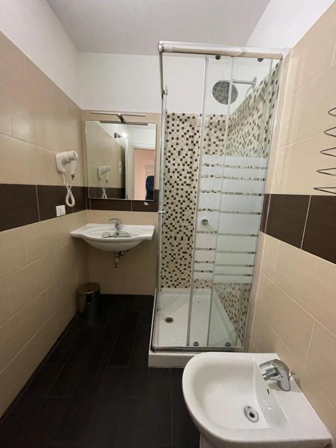Ad Cavour Luxury Rooms - By Ad Roma Dış mekan fotoğraf