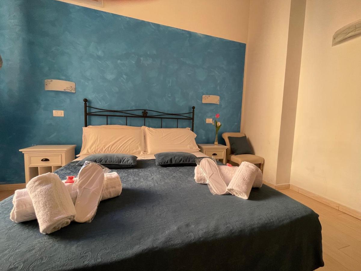 Ad Cavour Luxury Rooms - By Ad Roma Dış mekan fotoğraf