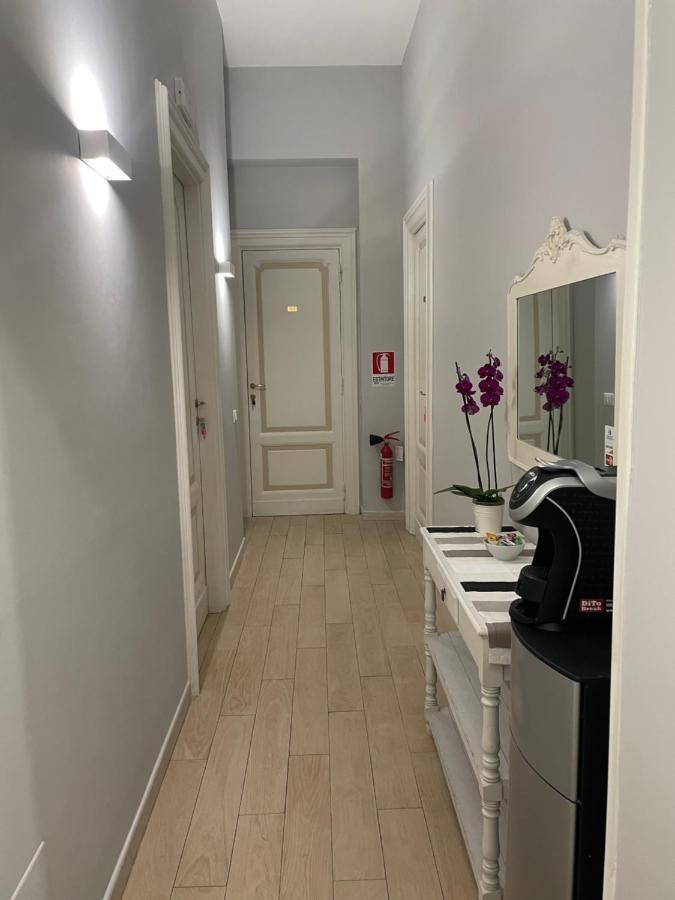 Ad Cavour Luxury Rooms - By Ad Roma Dış mekan fotoğraf