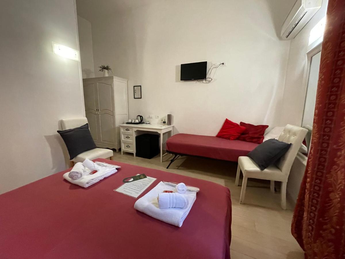 Ad Cavour Luxury Rooms - By Ad Roma Dış mekan fotoğraf