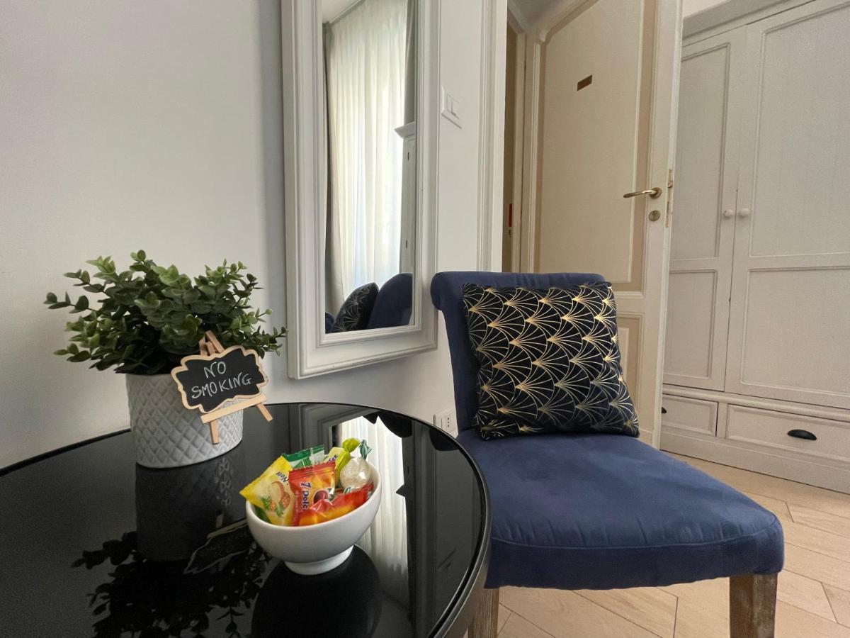 Ad Cavour Luxury Rooms - By Ad Roma Dış mekan fotoğraf