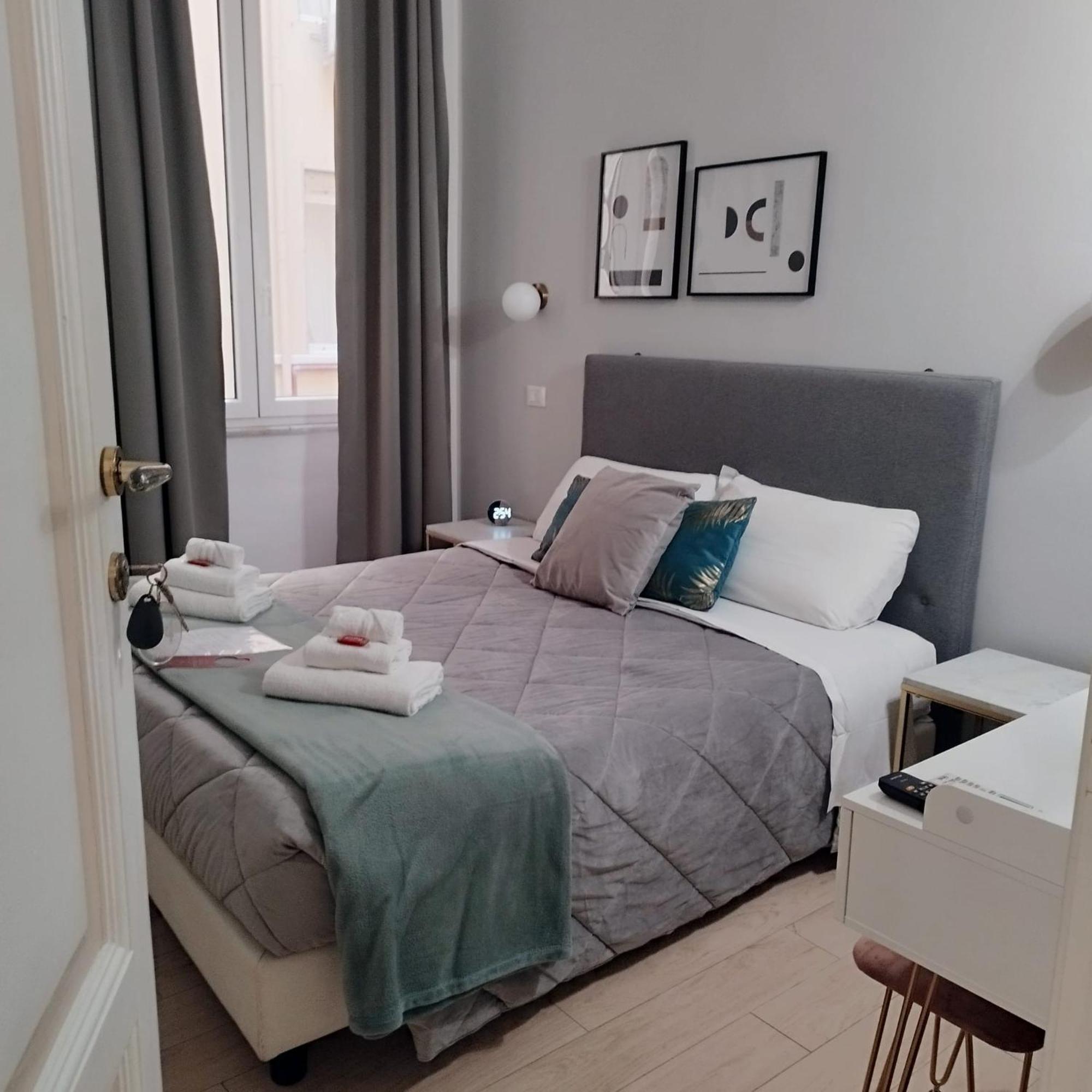 Ad Cavour Luxury Rooms - By Ad Roma Dış mekan fotoğraf